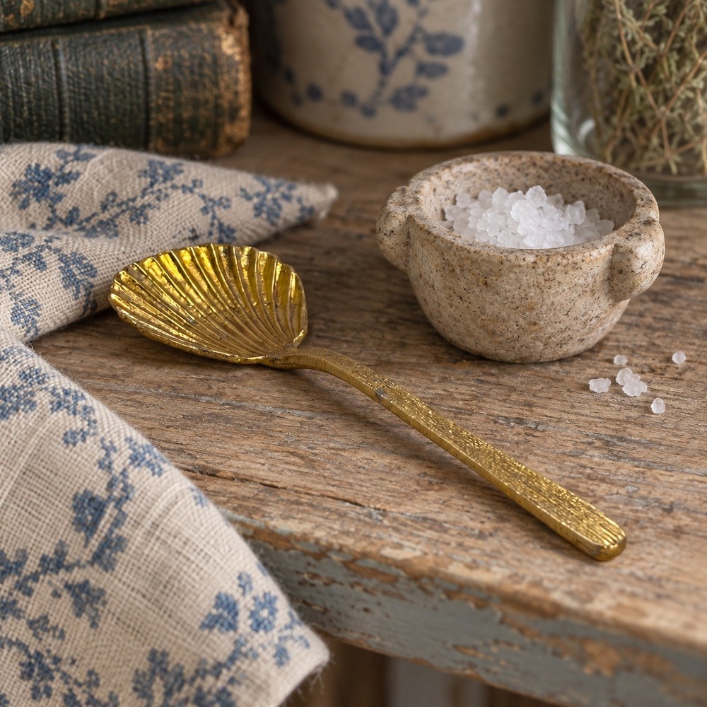 Vintage Gold Tone Shell Salt Spoon, Petite Scallop Condiment Utensil